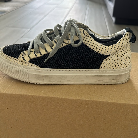 P448 SOHO Python Black White Sneaker - Picture 5 of 8
